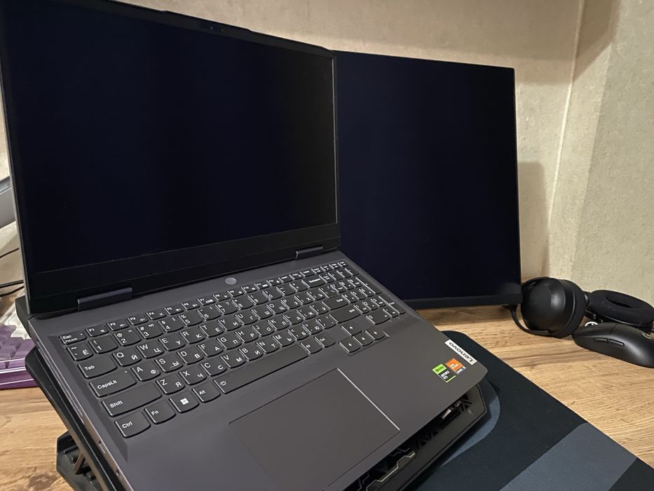 Продам ноутбук Lenovo LOQ