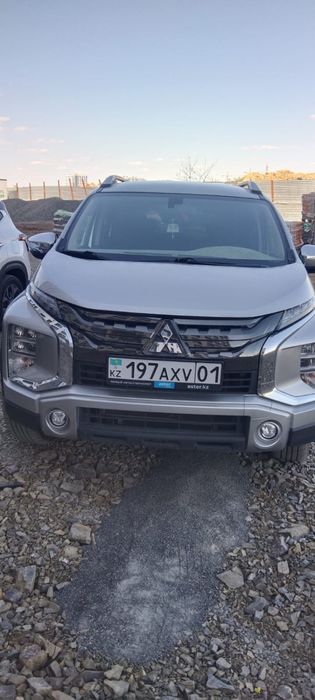 Mitsubishi Xpander 2022,2023