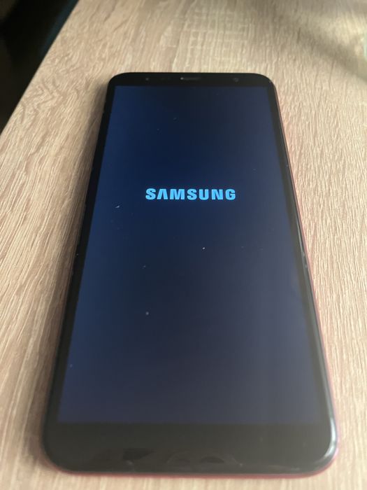 Смартфон Samsung Galaxy J4 Plus (2018),
