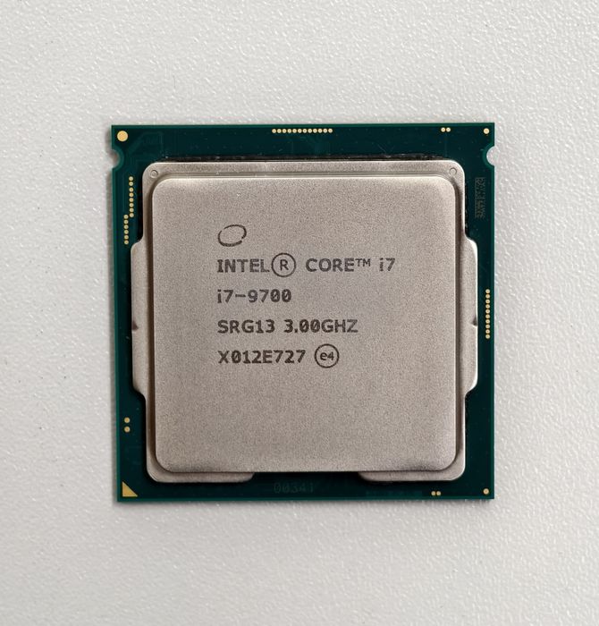 Procesor intel i7 9700