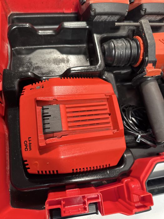 Hikti TE 6-A22 rotopercutor pe acumulator bormasina gauri spart beton