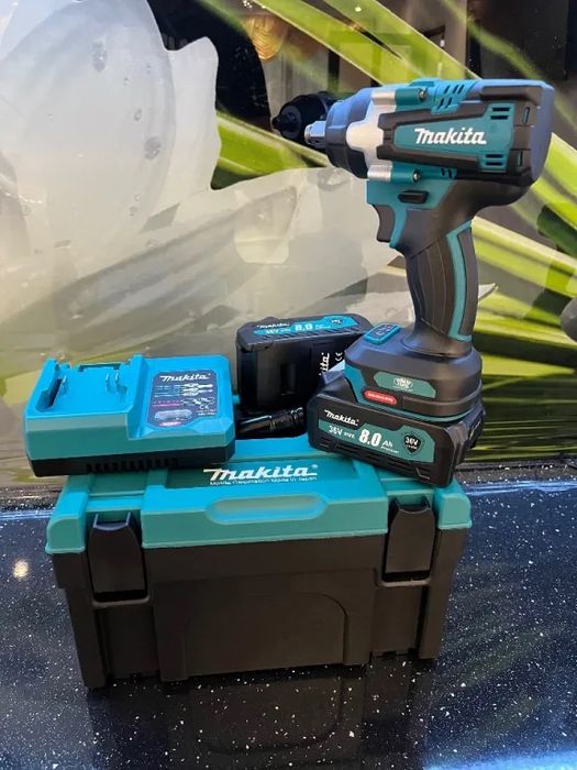 Акумулаторен Ударен Гайковерт Макита 24V , 36V