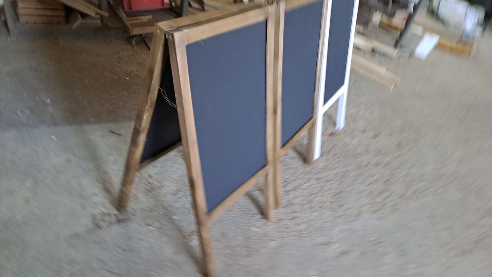 Черни дъски за реклама в магазинии