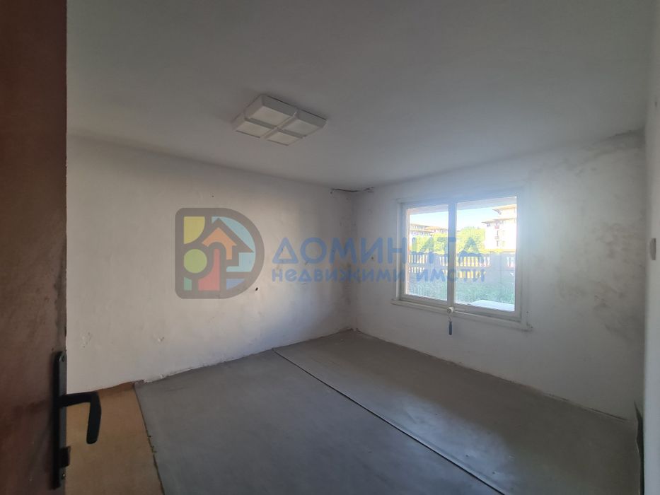 Продава се Къща в Приморско - 428 кв.м за 437 €/кв.м - Снимка #3