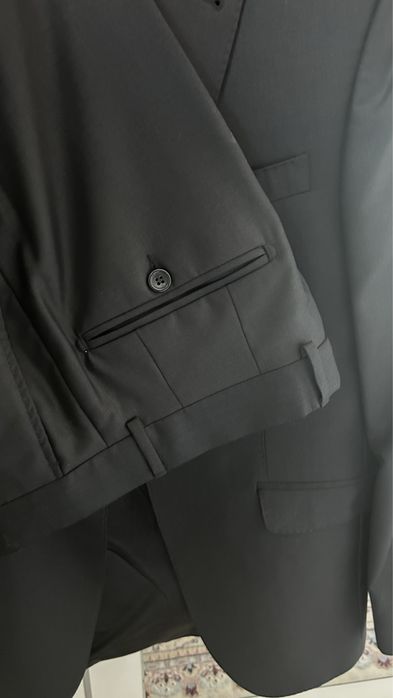 Мужской костюм с брюками