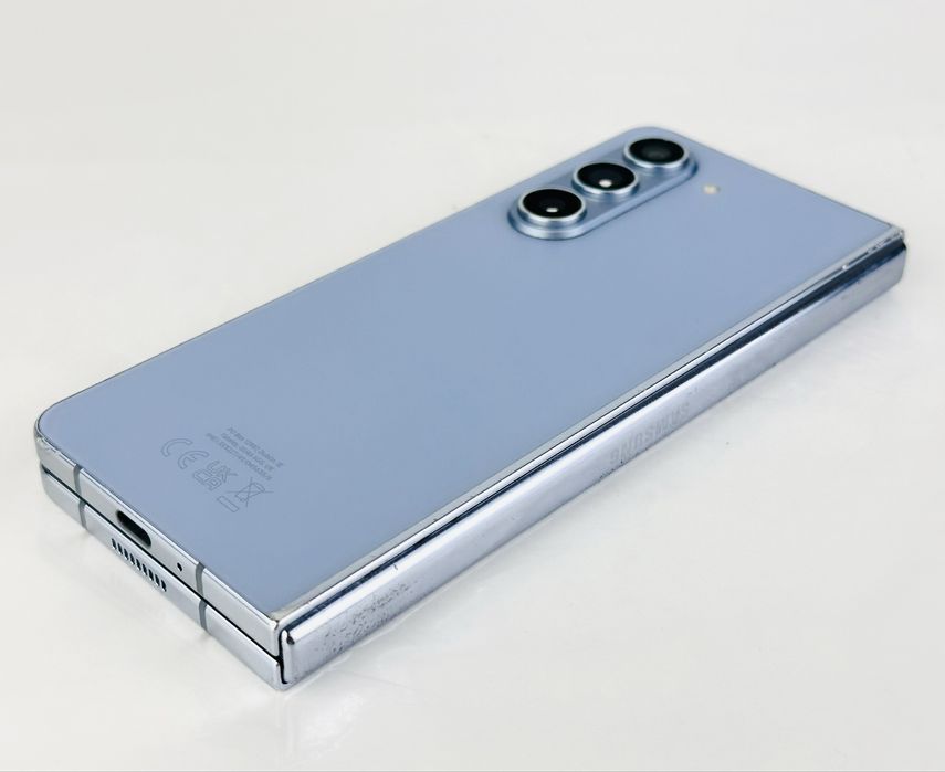 Samsung Galaxy Z Fold 5 5G 256GB 12RAM Icy Blue Перфектен! Гаранция!