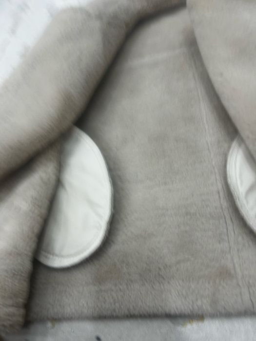 продам польто короткий зимний