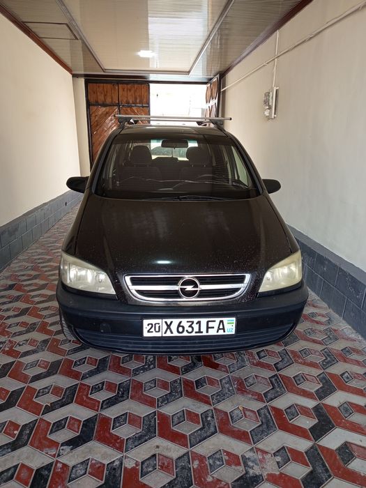 Opel Zafira A 2001