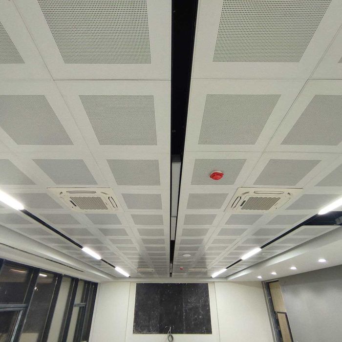 металлический потолок железный потолок  кассетный потолок  metal Temir