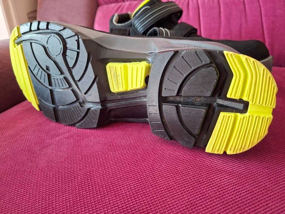 Pantofi de vara tip sanda UVEX 8542.8 S1 SRC ESD marimea 46 , zero km