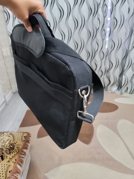 Сумка специально для ноутбука