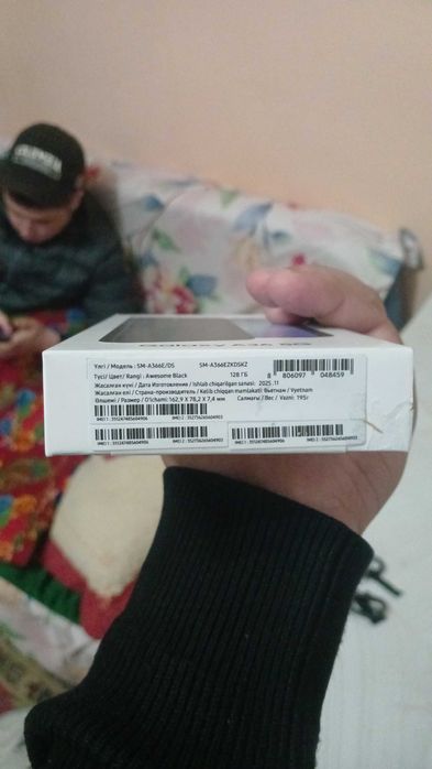 Продам телефон новый