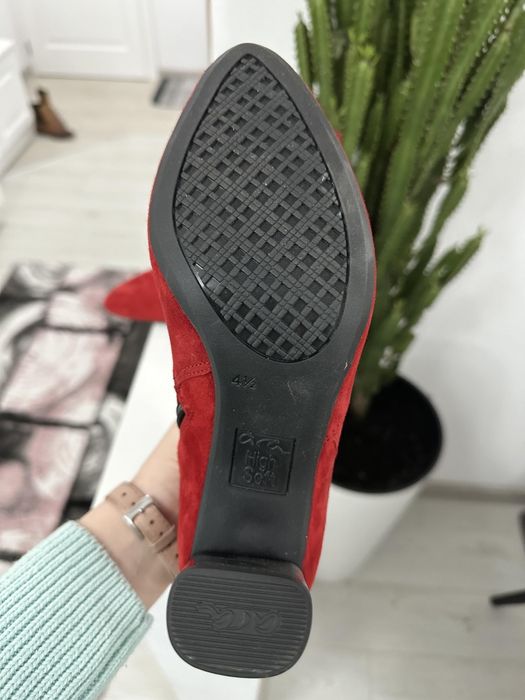 Botine dama cu toc