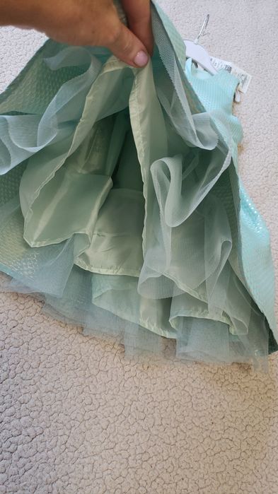 Два платья за 7500тг на 4годика