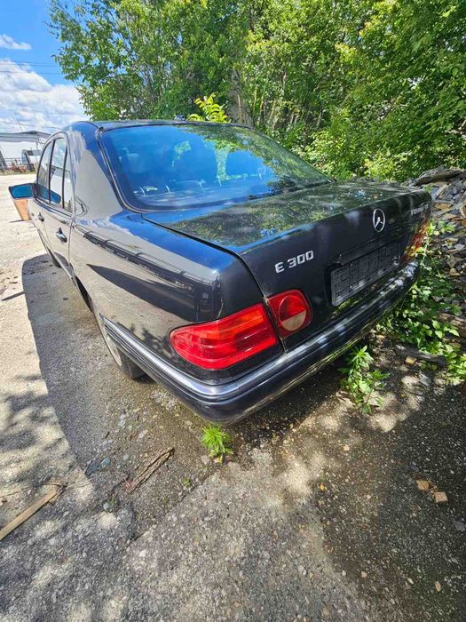 Мерцедес на части W 210