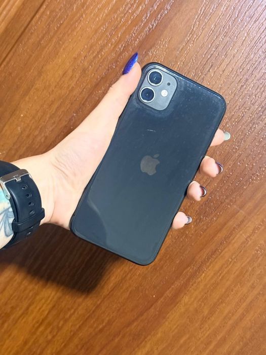Продам Iphone 11