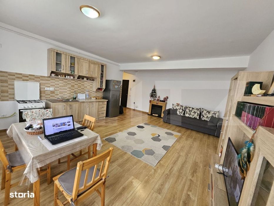 Apartament semidecomandat cu 2 camere, mobilat si utilat, parcare, zon — fotografia 1