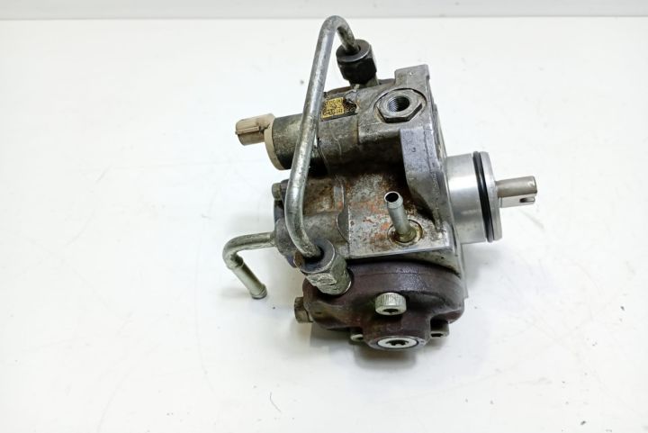 Pompa inalta presiune 221000r020 Toyota Corolla E120/E130 (facelift)