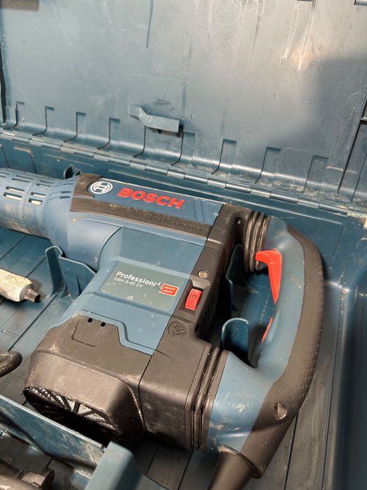 Ciocan demolator Bosch GBH 8-45 DV Professional SDS-Max 1500W + valiză originală