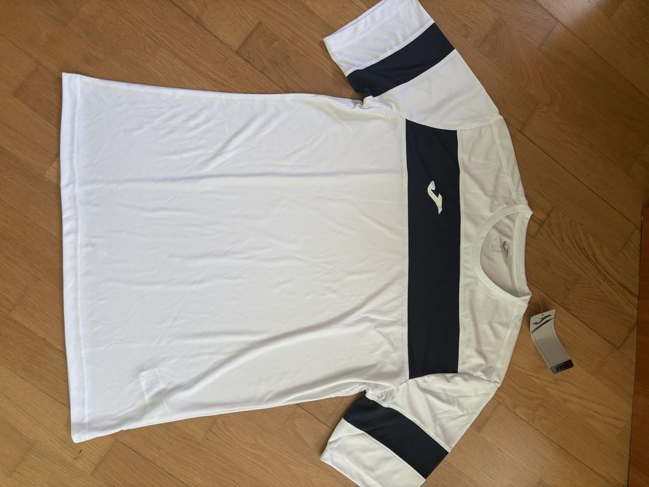 Продам Футбольную  форму