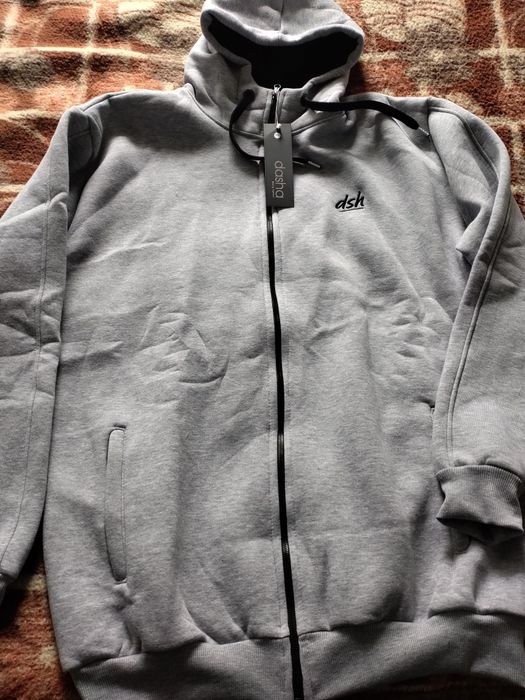 Мъжки суитчър с каулка