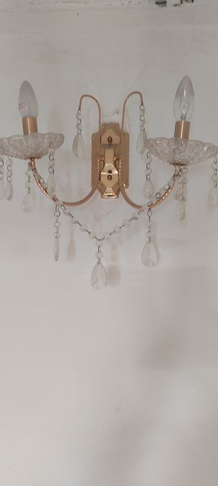 Продам бра настенную