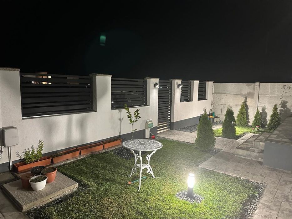 Casa parter de vanzare