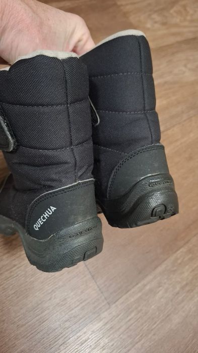 Непромокаемые зимние сапоги детские Waterproof Quechua.