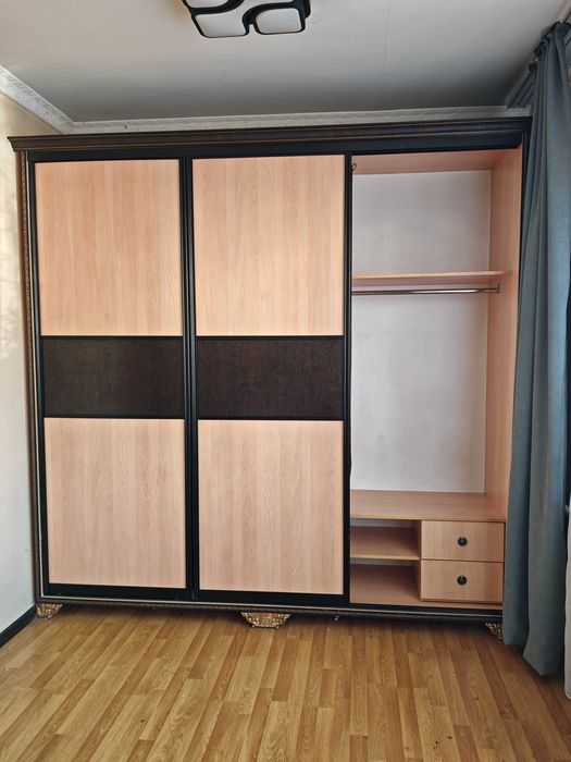 Шкаф купе большой