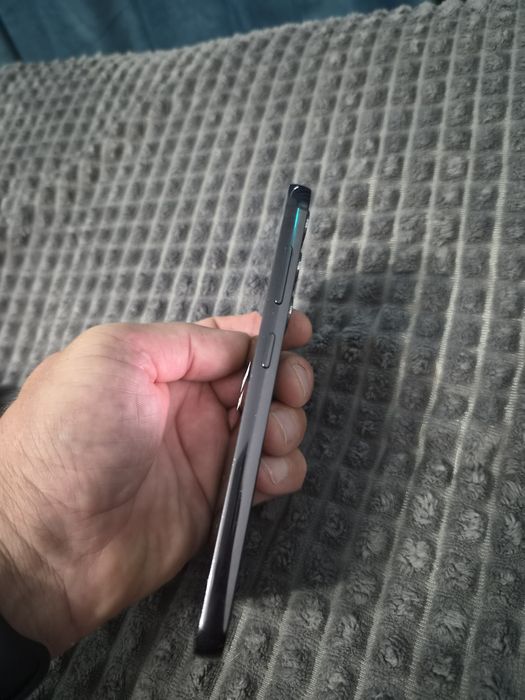 Iphone          .samsung s 23