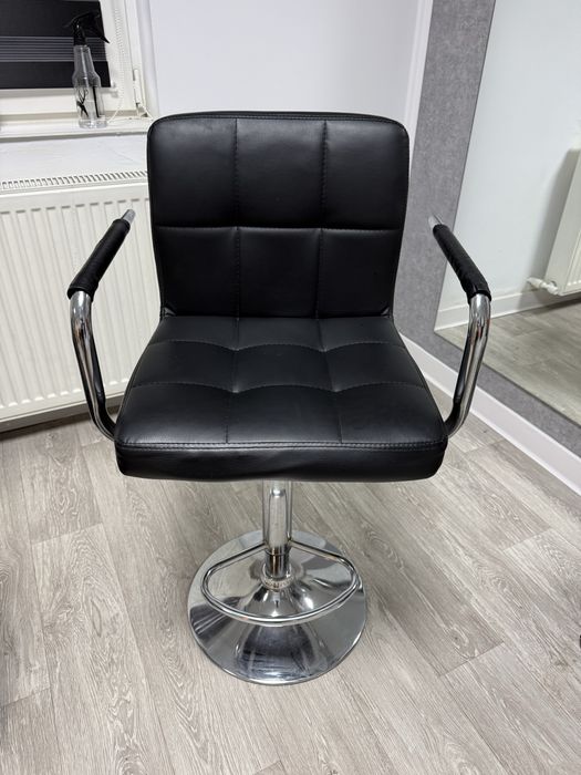 Scaun frizerie, salon, coafor, bar.