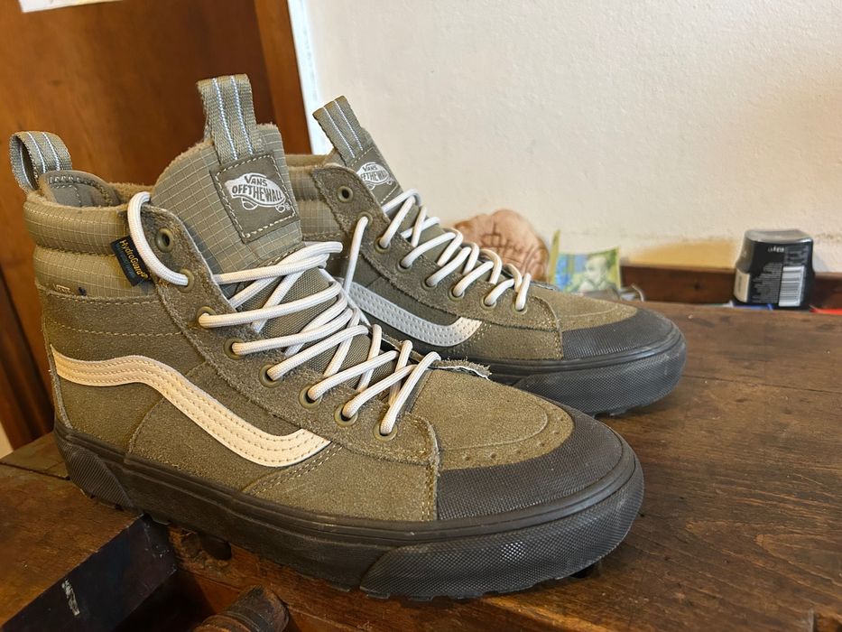 Vând încălțăminte Vans