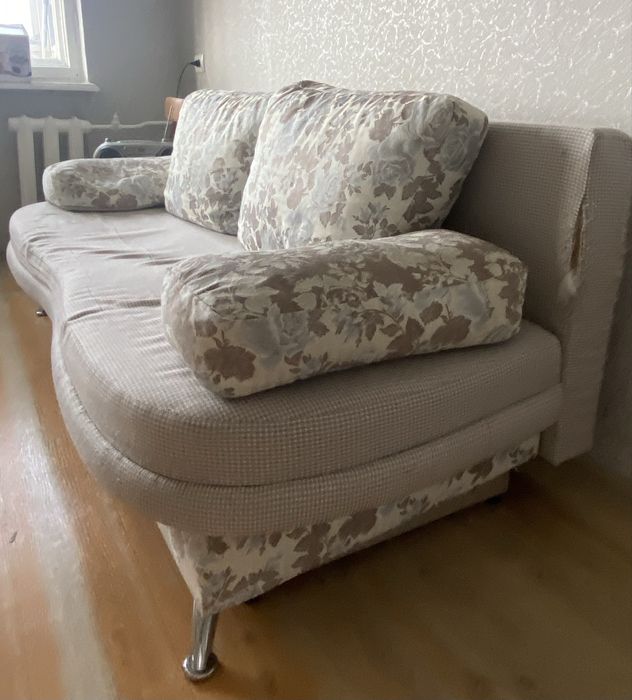 Продам диван б/у