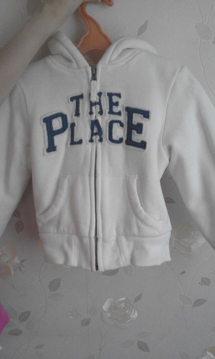 Продам стильную толстовку.