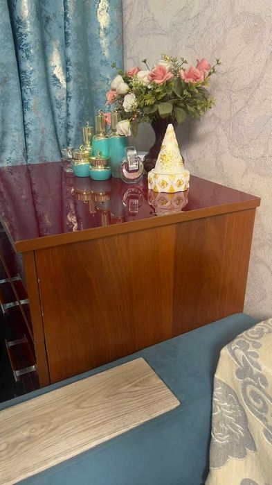 Продам тумбу небольшая