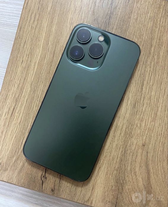 Iphone 13 pro Ideal Srochna sotiladi kelishadigsn joyi bor