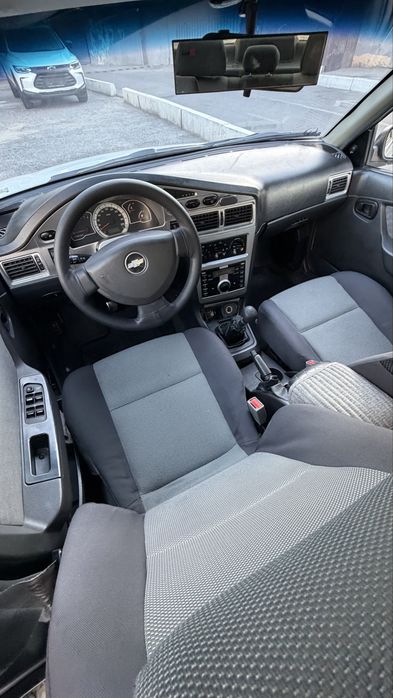 Nexia 2 Dons 1.6 sotiladi