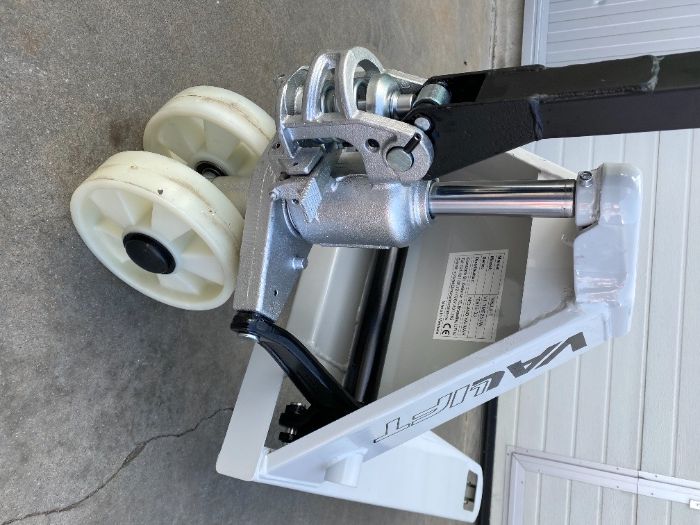 Transpaleta Liza manuala VALLIFT 2500KG PREMIUM