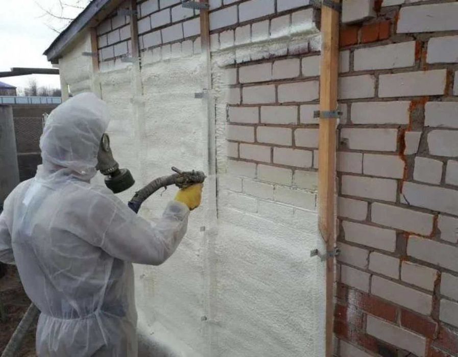 Pena sepish utepleniya uy tom, lomboz, mansarda cherdak, angar, sklad