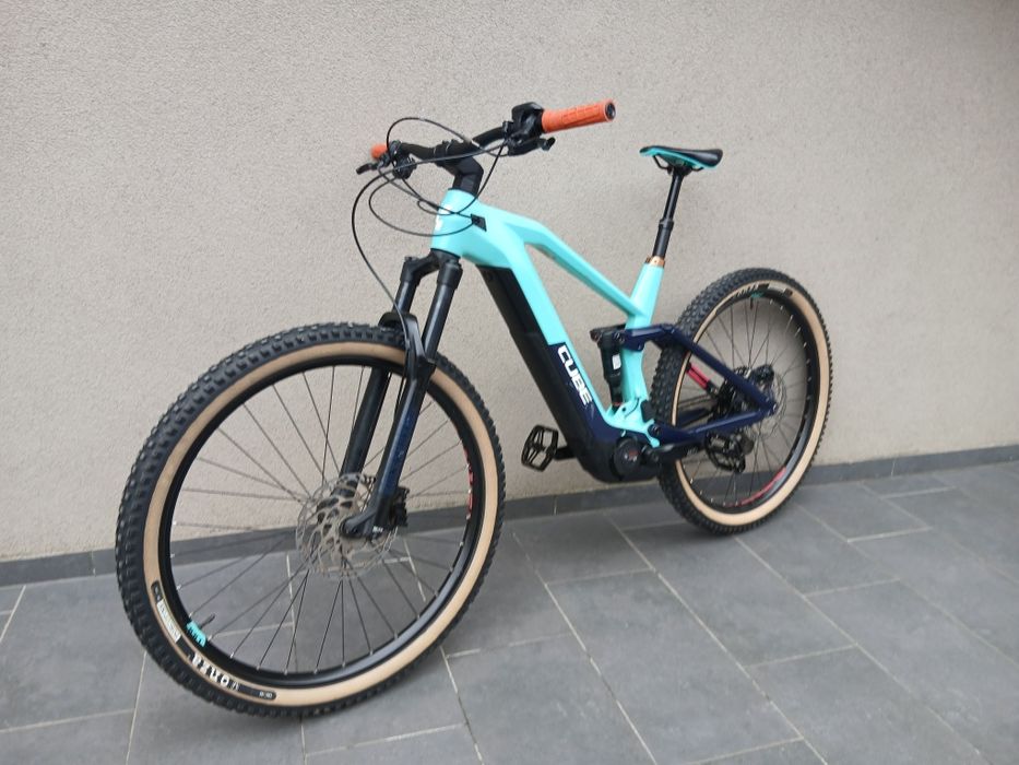 Bicicleta Electrica Full Suspension 29er Carbon CUBE Bosch CX