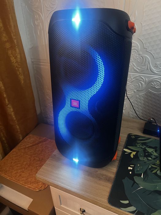 Vand boxa JBL  Partybox 110