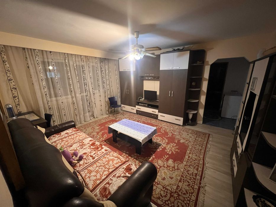 Apartament de inchiriat