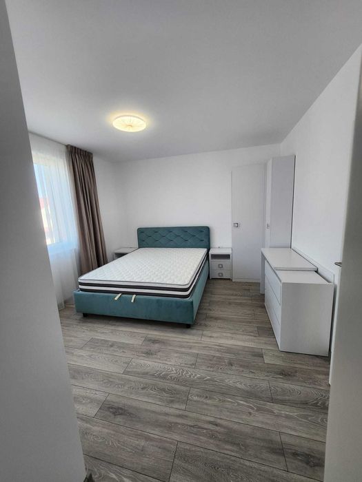 Casa de inchiriat la intrare in Sanpetru