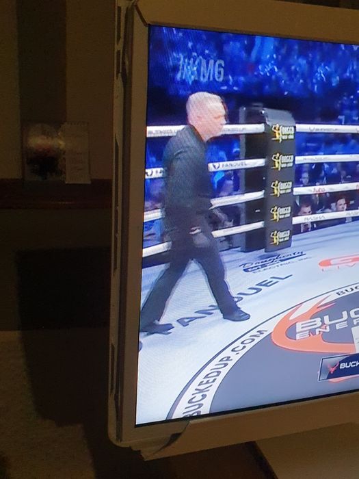 Телевизор Toshiba 24"