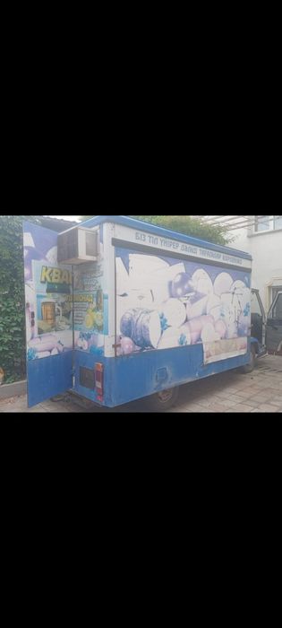 Мерседес Бенс магазин на колесах