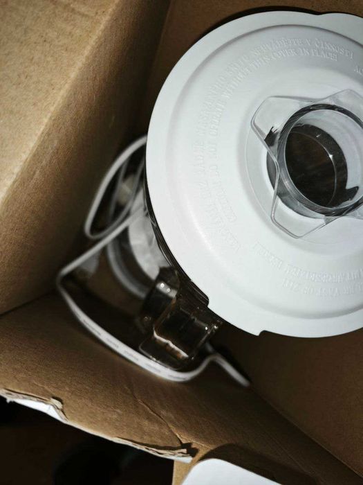 Продаю блендеры VITEK VT-8525 и VITEK VT-8516, соковыжималку Philips.