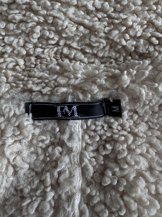 Продам жилетку барашек