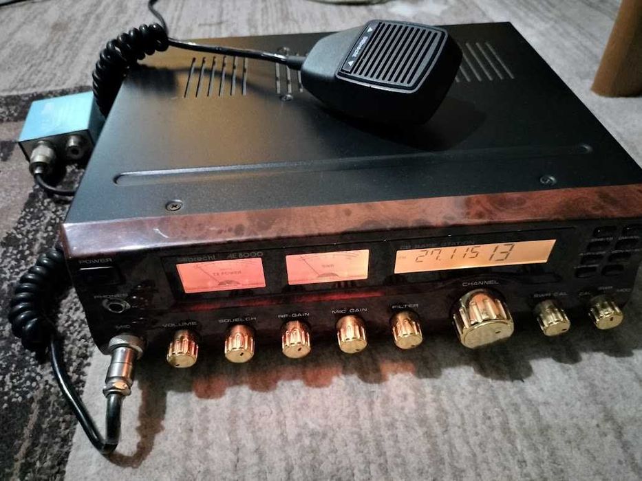 Vand statie CB,radioamatori,scaner,Albrecht AE 8000,statie radio