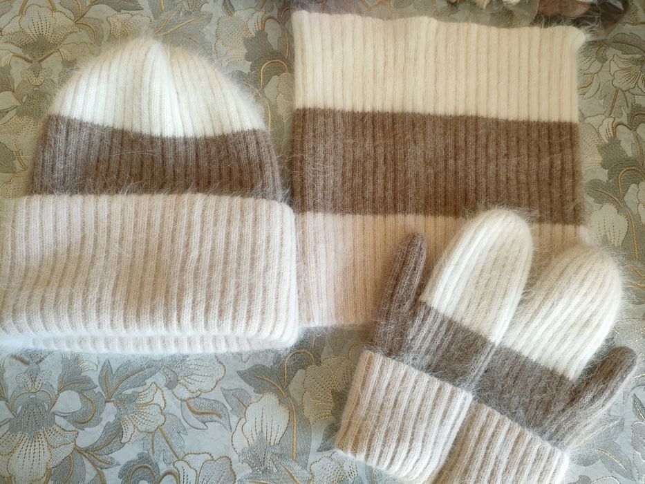 Шапка,снуд и варежки.