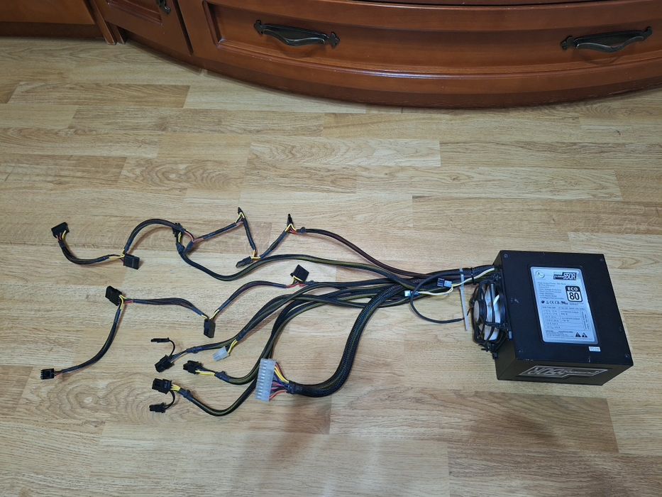 Sursă PC ATX Fusion 550 R, Eco 80, 550W, silențioasă, eficientă.